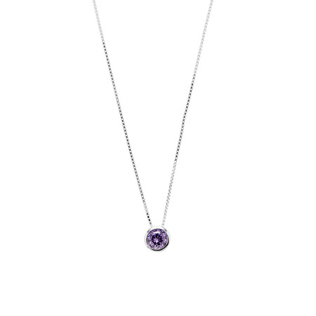 Circle Pendant with Purple Cubic Zirconia in Sterling Silver Circle Pendant with Purple Cubic Zirconia in Sterling Silver
