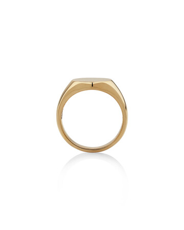 Men's Oval Signet Ring in 10kt Yellow Gold Men's Oval Signet Ring in 10kt Yellow Gold