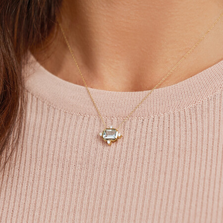 Bezel Pendant with Aquamarine & Diamonds in 10kt Yellow Gold Bezel Pendant with Aquamarine & Diamonds in 10kt Yellow Gold