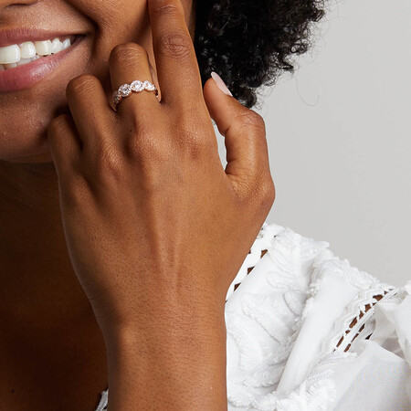 Ring with 1 Carat TW of Diamonds in 14ct Rose Gold Ring with 1 Carat TW of Diamonds in 14ct Rose Gold