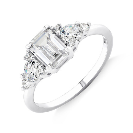 Ring with Cubic Zirconia in Sterling Silver Ring with Cubic Zirconia in Sterling Silver