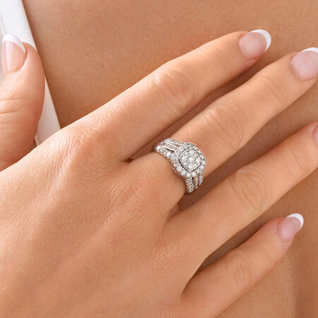 Engagement Ring with 1 1/2 Carat TW of Diamonds in 10ct White Gold Engagement Ring with 1 1/2 Carat TW of Diamonds in 10ct White Gold