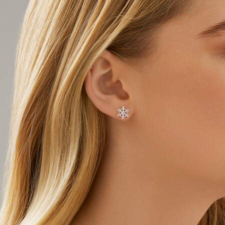 Snowflake Stud Earrings with Cubic Zirconia in Sterling Silver Snowflake Stud Earrings with Cubic Zirconia in Sterling Silver
