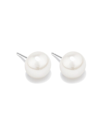 Stud Earrings with 9mm Button Cultured Freshwater Pearls in Sterling Silver Stud Earrings with 9mm Button Cultured Freshwater Pearls in Sterling Silver