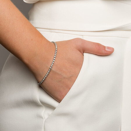 Tennis Bracelet with 1 Carat TW of Diamonds in 10ct White Gold Tennis Bracelet with 1 Carat TW of Diamonds in 10ct White Gold
