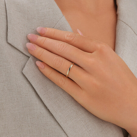 Lite Half Round Wedding Band in 10kt Yellow Gold Lite Half Round Wedding Band in 10kt Yellow Gold