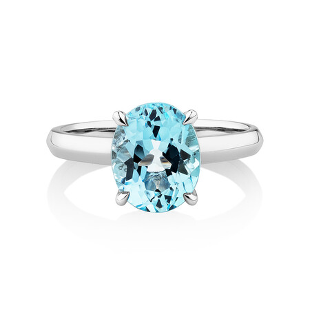 Ring with Blue Topaz in Sterling Silver Ring with Blue Topaz in Sterling Silver