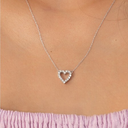 Heart Pendant with 0.25 Carat TW Diamonds in 10ct White Gold Heart Pendant with 0.25 Carat TW Diamonds in 10ct White Gold