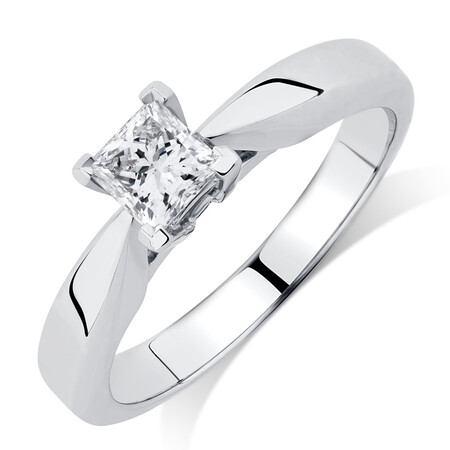 Certified Solitaire Engagement Ring with a 1/2 Carat TW Diamond in 18ct White Gold Certified Solitaire Engagement Ring with a 1/2 Carat TW Diamond in 18ct White Gold