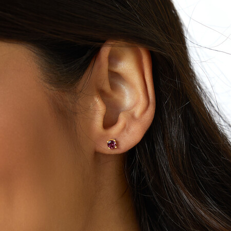 Stud Earrings with Rhodolite Garnet in 10kt Yellow Gold Stud Earrings with Rhodolite Garnet in 10kt Yellow Gold