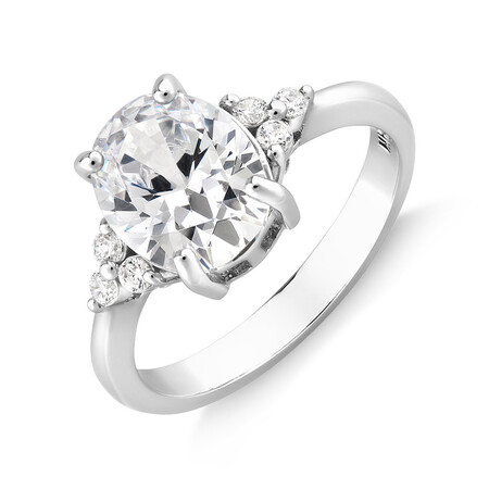 Ring with Cubic Zirconia in Sterling Silver Ring with Cubic Zirconia in Sterling Silver
