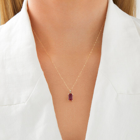 Emerald Cut Pendant with Created Ruby in 10ct Yellow Gold Emerald Cut Pendant with Created Ruby in 10ct Yellow Gold