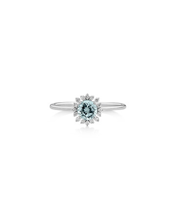Ring with Aquamarine & Diamonds in 10kt White Gold Ring with Aquamarine & Diamonds in 10kt White Gold