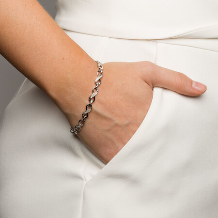 Bracelet with 0.16 Carat TW of Diamonds in Sterling Silver Bracelet with 0.16 Carat TW of Diamonds in Sterling Silver