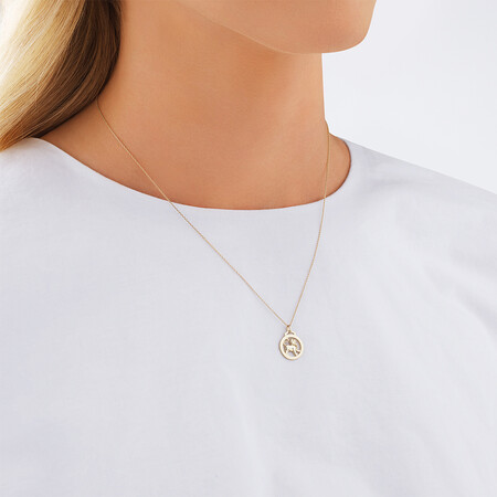 Leo Zodiac Pendant with Chain in 10kt Yellow Gold Leo Zodiac Pendant with Chain in 10kt Yellow Gold