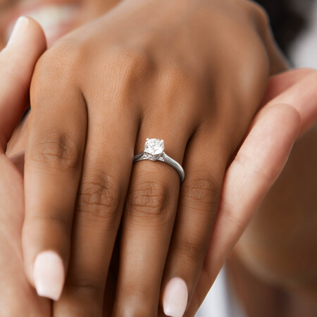 Southern Star Solitaire Engagement Ring with a 1 Carat TW Diamond in 14ct White Gold Southern Star Solitaire Engagement Ring with a 1 Carat TW Diamond in 14ct White Gold