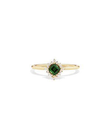 Ring with Diamonds in 10kt Yellow Gold Ring with Diamonds in 10kt Yellow Gold