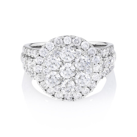Halo Ring with 3 Carat Of Diamonds in 10ct White Gold Halo Ring with 3 Carat Of Diamonds in 10ct White Gold