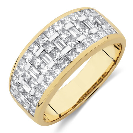 Ring with 1.5 Carat TW of Diamonds in 14ct Yellow Gold Ring with 1.5 Carat TW of Diamonds in 14ct Yellow Gold