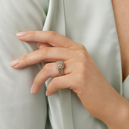 Ring with 1 Carat TW of Diamonds in 10kt Yellow Gold Ring with 1 Carat TW of Diamonds in 10kt Yellow Gold