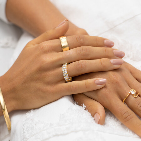 Ring with 1 Carat TW of Diamonds in 10ct Yellow Gold Ring with 1 Carat TW of Diamonds in 10ct Yellow Gold