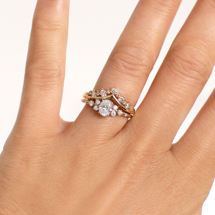 Chevron Ring with 0.25 Carat TW of Diamonds in 10ct Yellow Gold