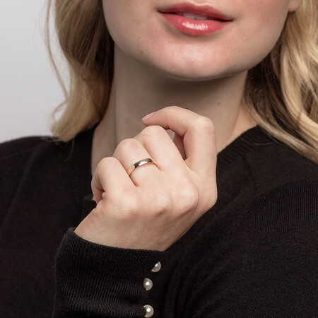 Reverse Bevelled Wedding Band in 10ct Yellow Gold Reverse Bevelled Wedding Band in 10ct Yellow Gold
