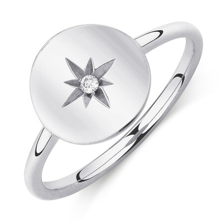 Star Mini Signet Ring With Diamond In Sterling Silver Star Mini Signet Ring With Diamond In Sterling Silver