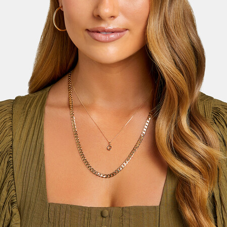 55cm (22") 4.5mm-5mm Width Curb Chain in 10kt Yellow Gold 55cm (22") 4.5mm-5mm Width Curb Chain in 10kt Yellow Gold