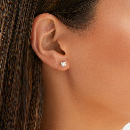 Stud Earrings with 1 Carat TW of Diamonds in 14ct Yellow Gold Stud Earrings with 1 Carat TW of Diamonds in 14ct Yellow Gold