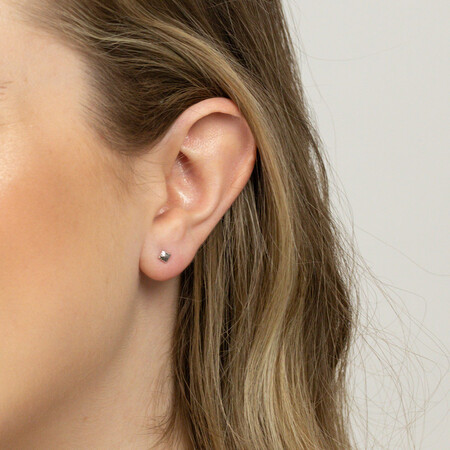 Pyramid Stud Earrings in 10ct White Gold Pyramid Stud Earrings in 10ct White Gold