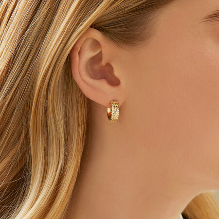 14mm Huggie Earrings in 10kt Yellow Gold 14mm Huggie Earrings in 10kt Yellow Gold