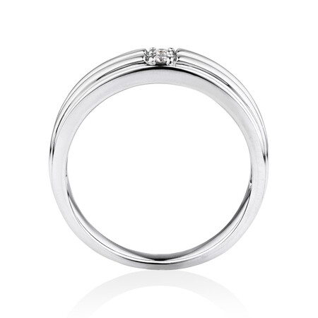 Ring with Diamonds in 10ct White Gold Ring with Diamonds in 10ct White Gold