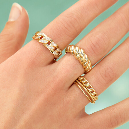 Link Ring with 0.15 Carat TW of Diamonds in 10ct Yellow Gold Link Ring with 0.15 Carat TW of Diamonds in 10ct Yellow Gold