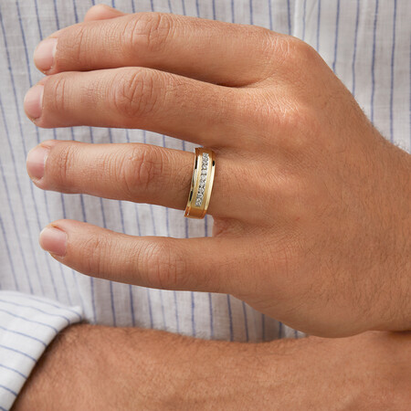 Ring with 0.15 Carat TW of Diamonds in 10kt Yellow Gold Ring with 0.15 Carat TW of Diamonds in 10kt Yellow Gold