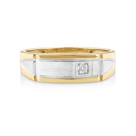 Men's Ring with a Diamond in 10kt Yellow Gold Men's Ring with a Diamond in 10kt Yellow Gold