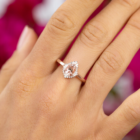 Ring with Morganite & Diamonds in 10kt Rose Gold Ring with Morganite & Diamonds in 10kt Rose Gold