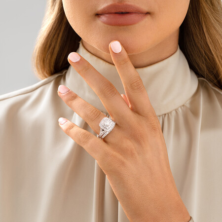 Bridal Set with 1 3/4 Carat TW of Diamonds in 14kt White Gold Bridal Set with 1 3/4 Carat TW of Diamonds in 14kt White Gold