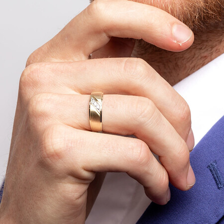 Men's Three Stone Ring with Diamonds in 10ct Yellow Gold Men's Three Stone Ring with Diamonds in 10ct Yellow Gold