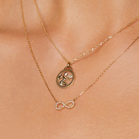 Zodiac Pendant with Chain in 10kt Yelow Gold Zodiac Pendant with Chain in 10kt Yelow Gold
