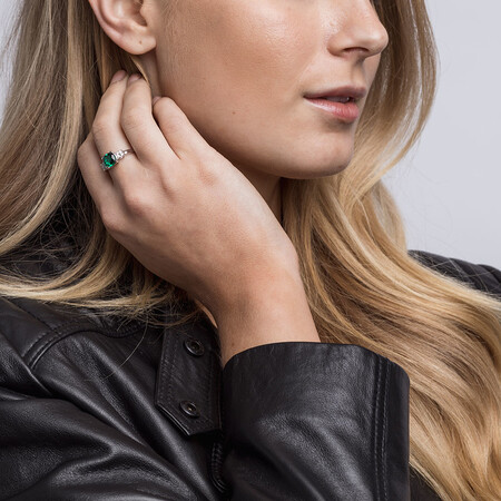 Ring with Diamonds & Created Emerald in 10ct White Gold Ring with Diamonds & Created Emerald in 10ct White Gold