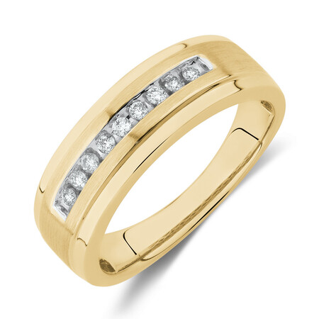 Ring with 0.15 Carat TW of Diamonds in 10kt Yellow Gold Ring with 0.15 Carat TW of Diamonds in 10kt Yellow Gold