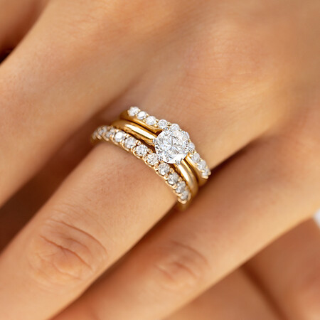 Certified Solitaire Engagement Ring with a 1 Carat TW Diamond in 18kt Yellow/White Gold Certified Solitaire Engagement Ring with a 1 Carat TW Diamond in 18kt Yellow/White Gold