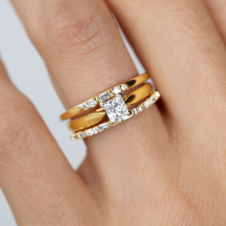 Stacker Ring with Diamonds in 10ct Yellow Gold