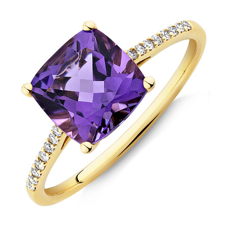 Ring with Amethyst & Diamonds in 10ct Yellow Gold Ring with Amethyst & Diamonds in 10ct Yellow Gold