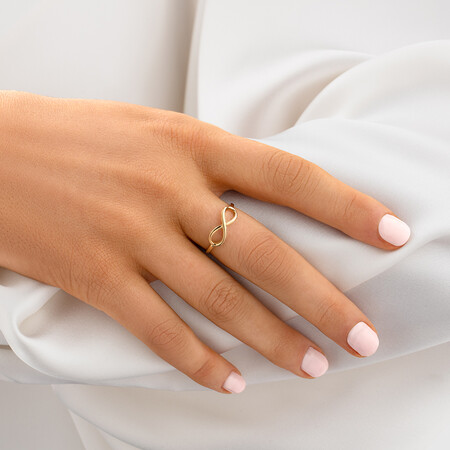 Infinity Ring in 10ct Yellow Gold Infinity Ring in 10ct Yellow Gold