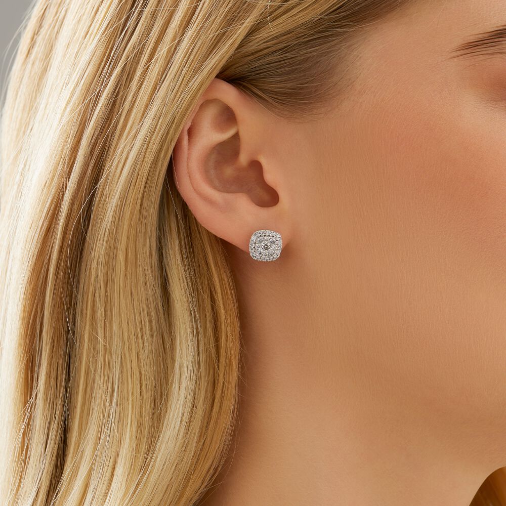 Cluster Earring with 1 Carat TW of Diamonds in 10ct White Gold