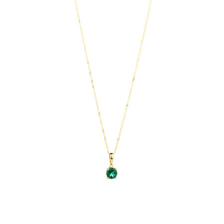 Pendant with Created Emerald in 10ct Yellow Gold Pendant with Created Emerald in 10ct Yellow Gold