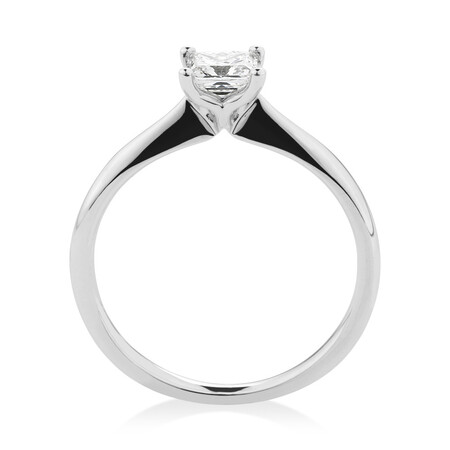 Certified Solitaire Engagement Ring with a 0.50 Carat TW of Diamond in 18ct White Gold Certified Solitaire Engagement Ring with a 0.50 Carat TW of Diamond in 18ct White Gold