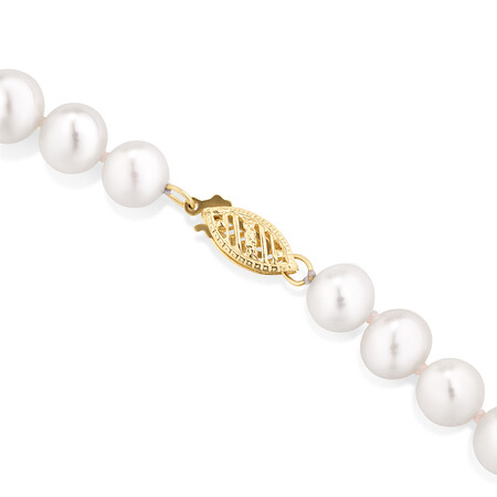 Necklace with Cultured Freshwater Pearls in 10kt Yellow Gold Necklace with Cultured Freshwater Pearls in 10kt Yellow Gold